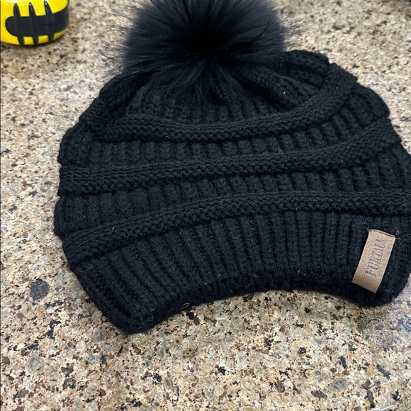Furtalk Winter Knitted Black Beanie Hat with Pom Pom, - Picture 1 of 7